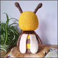 Product afbeelding Bizzzy achterkant 2 Bizzzy de Bij patroon