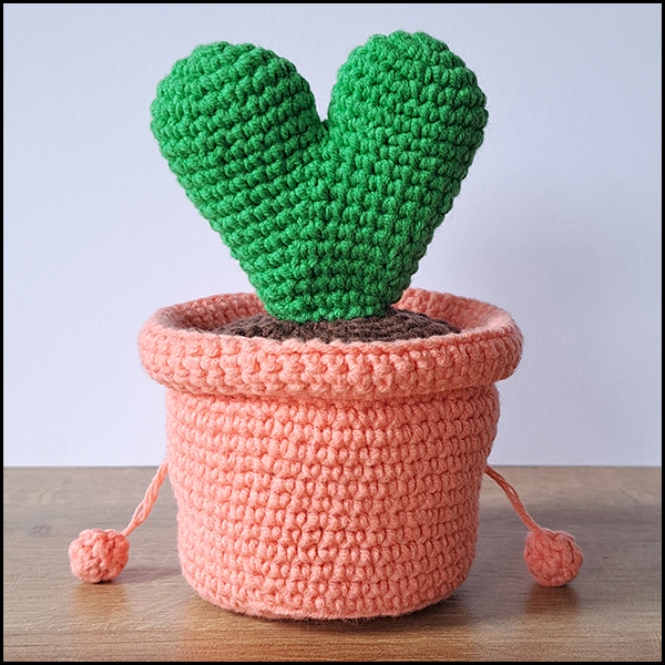 Product afbeelding Plantenpotje hart roze achterkant Hart plantenpotje patroon